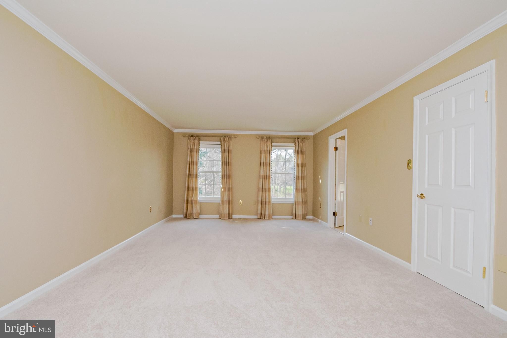 104 Bridle Path East Hockessin, DE 19707 - Photo 24 of 36 2nd-floor master bedroom
