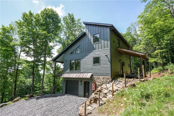 $679,900 | 336 Maple Tree Lane, West Jefferson, NC 28694