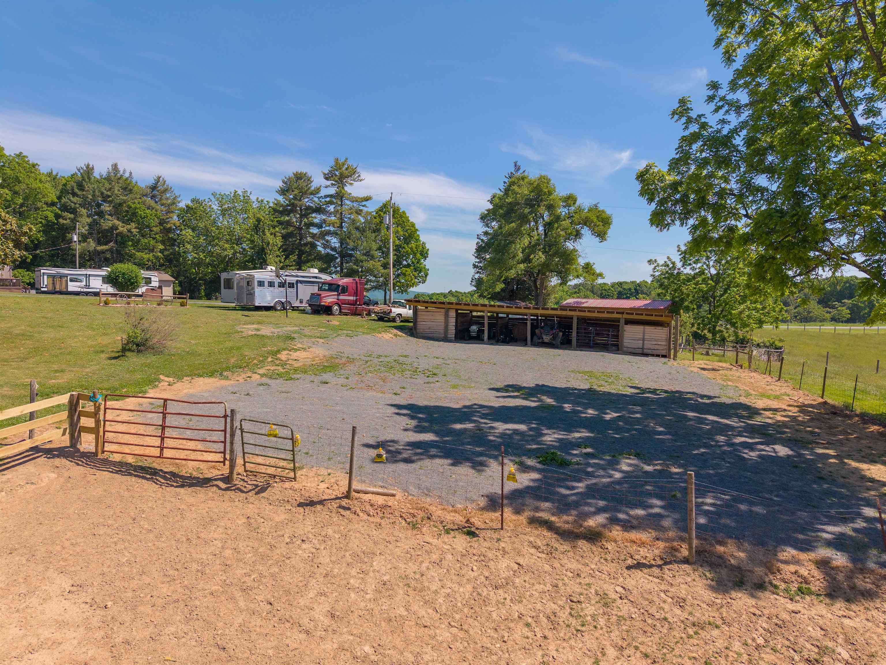 1865 Oak Grove Road Woodlawn, VA 24381 - Photo 6 of 82 Gallery Image 6