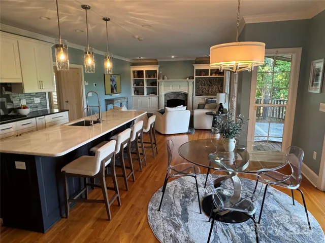 $998,500 | 649 46th Ave Drive Northeast, Hickory, NC 28601