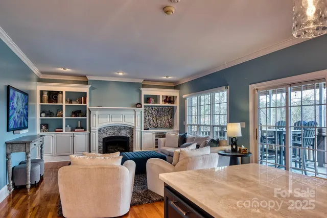 $998,500 | 649 46th Ave Drive Northeast, Hickory, NC 28601