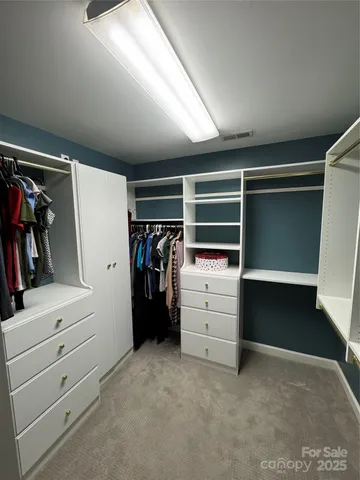 $998,500 | 649 46th Ave Drive Northeast, Hickory, NC 28601