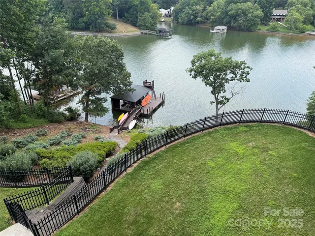 $998,500 | 649 46th Ave Drive Northeast, Hickory, NC 28601