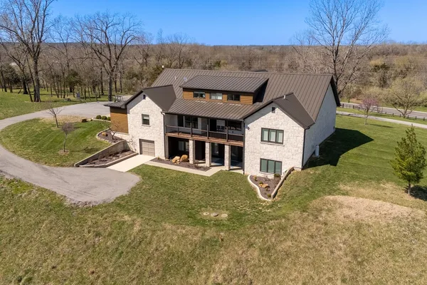 $1,200,000 | 9909 Decatur Road, Marion, IL 62959