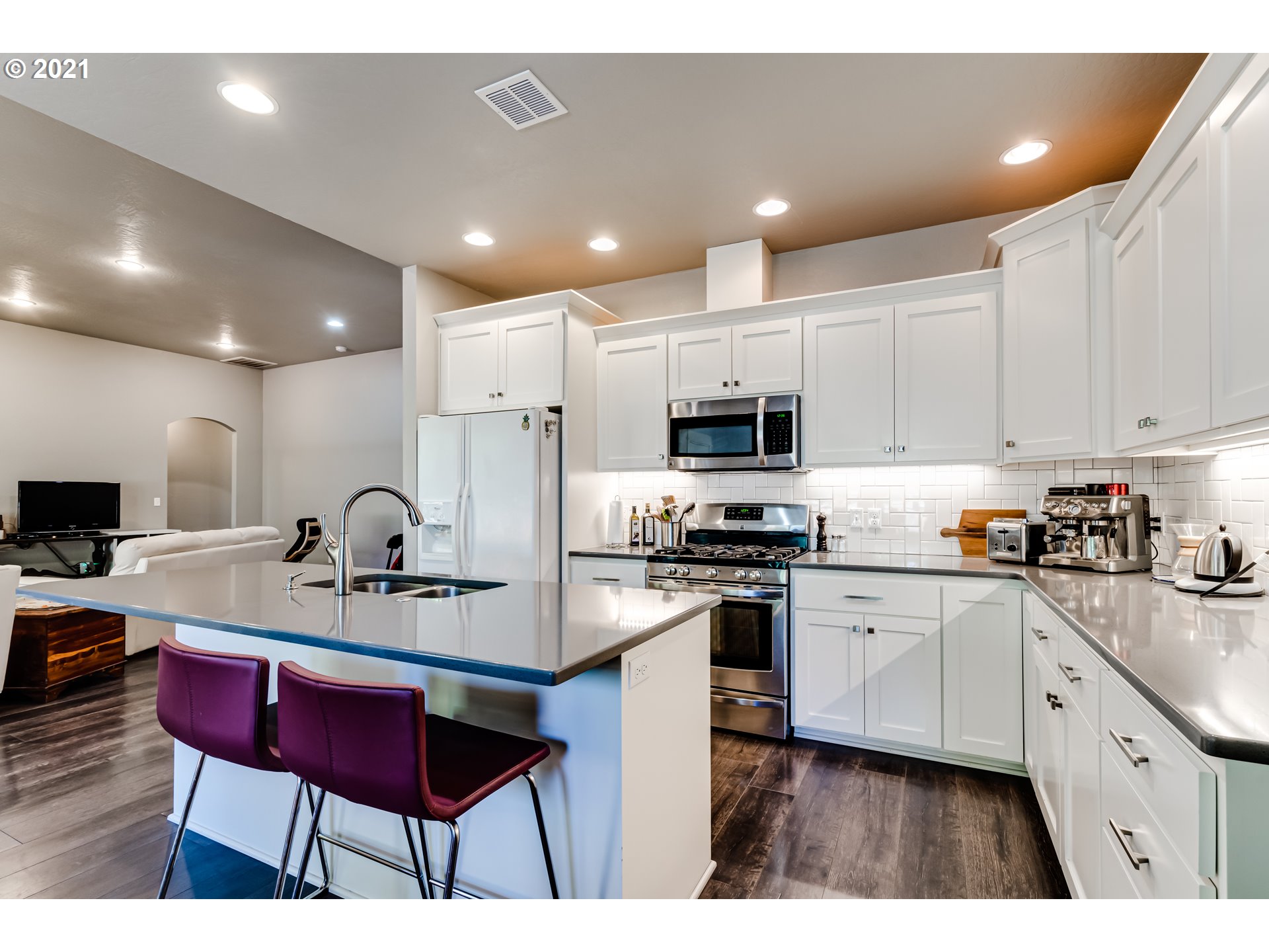 771 South 57th Street Springfield, OR 97478 - Photo 8 of 22