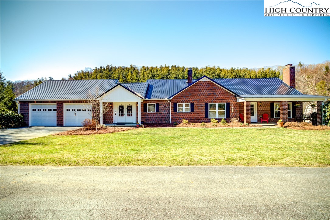 282 Daniel Boone Dr Extension Boone, NC 28607 - Photo 1 of 44 Gallery Image 1