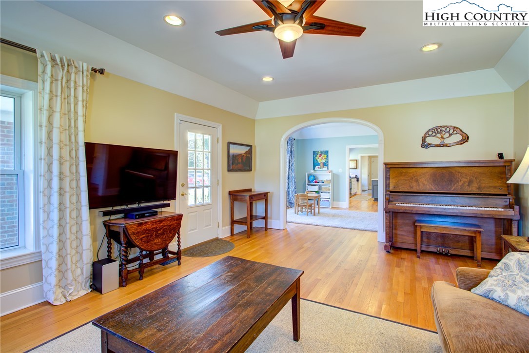 282 Daniel Boone Dr Extension Boone, NC 28607 - Photo 28 of 44 Gallery Image 28