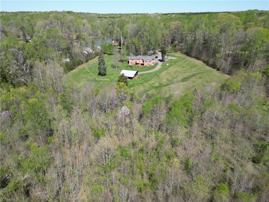 541 Lake Lemar Road Reidsville, NC 27320 - Photo 3 of 47 Gallery Image 3