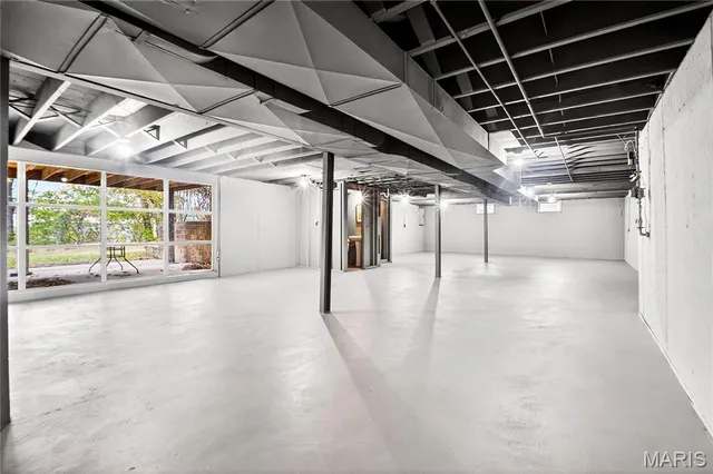 $725,000 | 10067 Springwood Drive, St. Louis, MO 63124