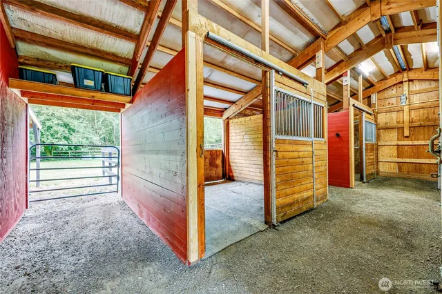 $1,700 | 25105 Taka Lane Northeast, Unit SUITEB, Kingston, WA 98346