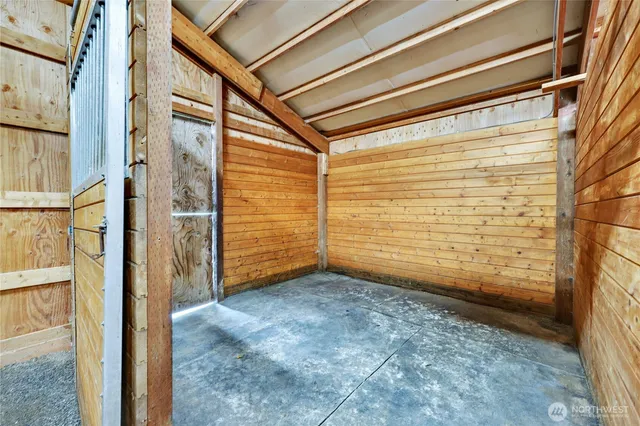 $1,700 | 25105 Taka Lane Northeast, Unit SUITEB, Kingston, WA 98346