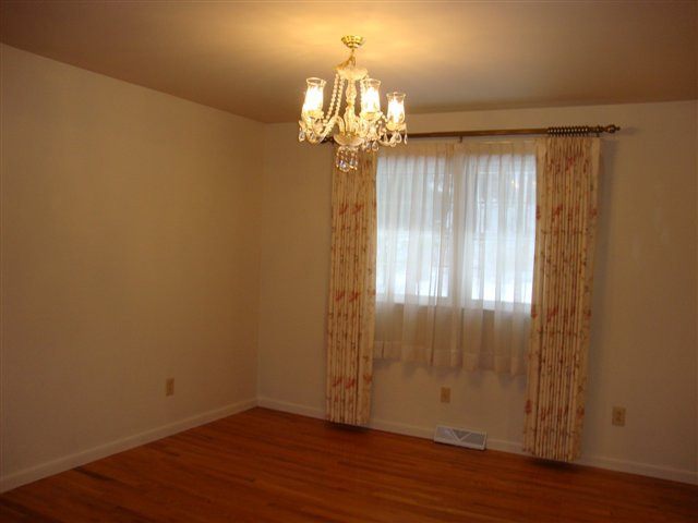 3 Mohawk View Road Colonie, NY 12110 - Photo 7 of 12 Photo 7