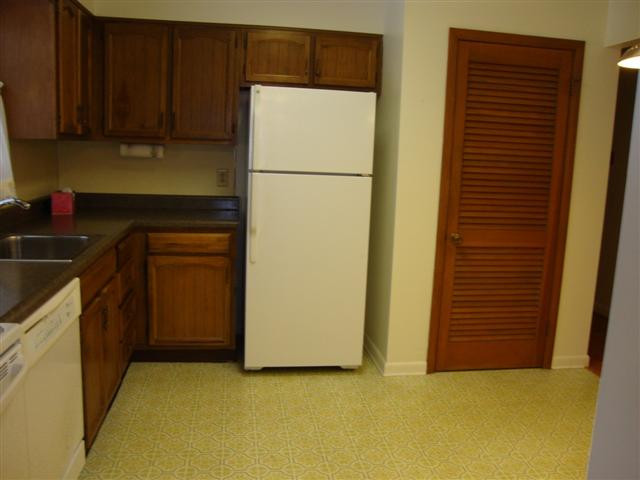 3 Mohawk View Road Colonie, NY 12110 - Photo 9 of 12 Photo 9