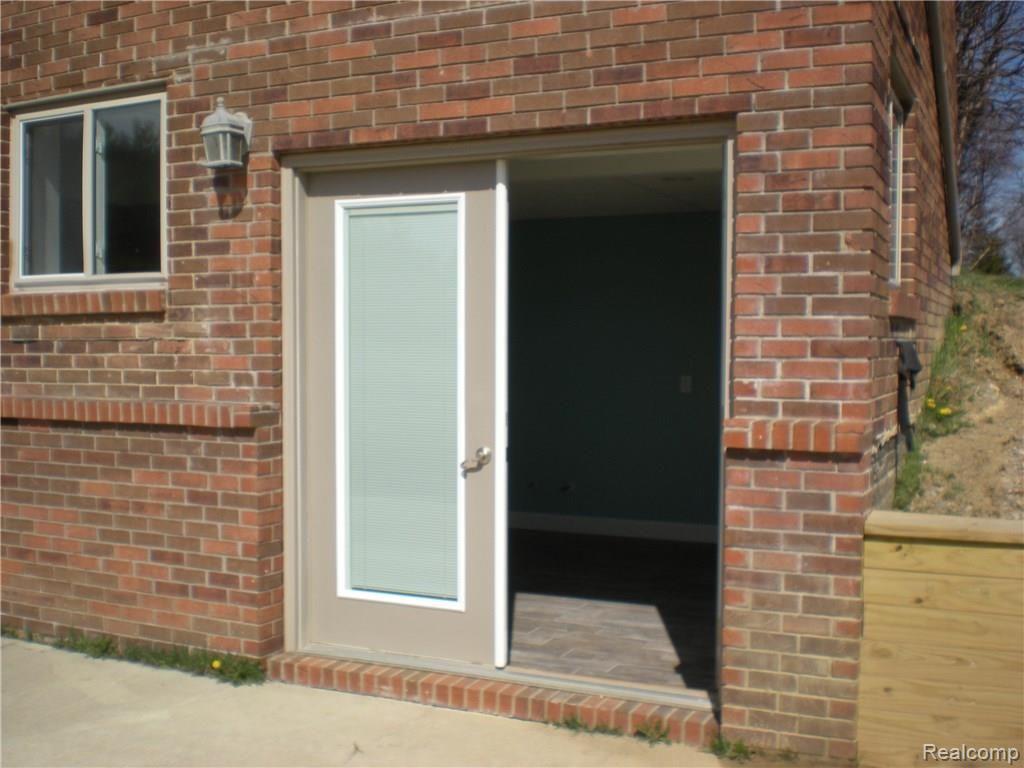 2956 Winslow Road Dryden, MI 48428 - Photo 6 of 44 LL French doors to patio.JPG