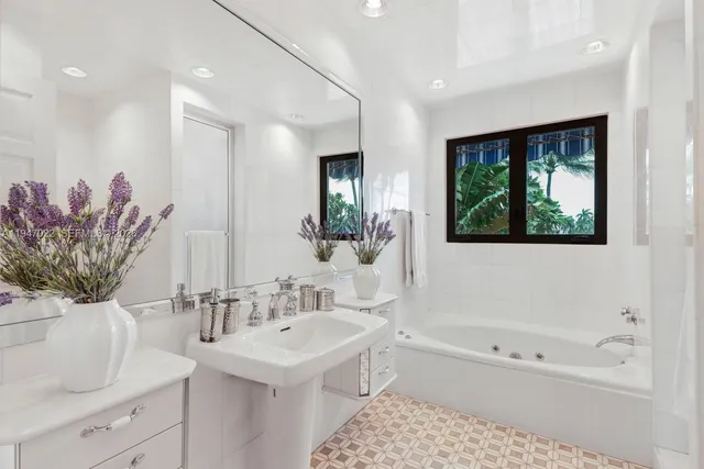 $49,500 | 56 South Hibiscus Drive, Miami Beach, FL 33139