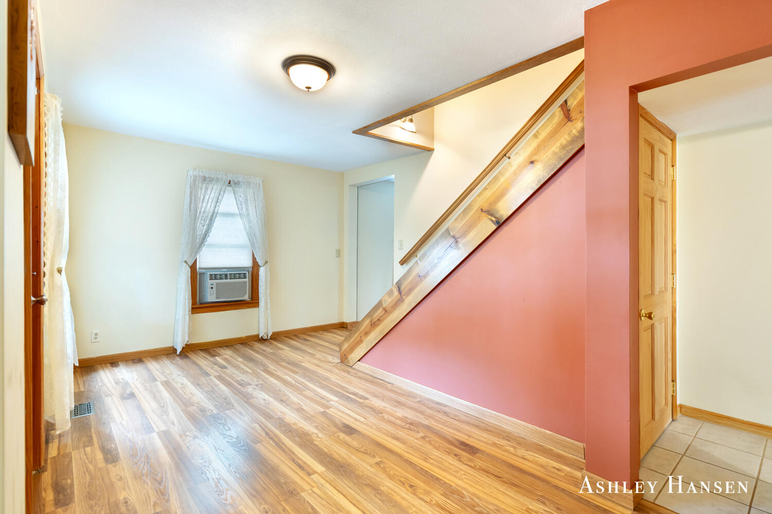 812 Alderman Street Belding, MI 48809 - Photo 4 of 24 entry