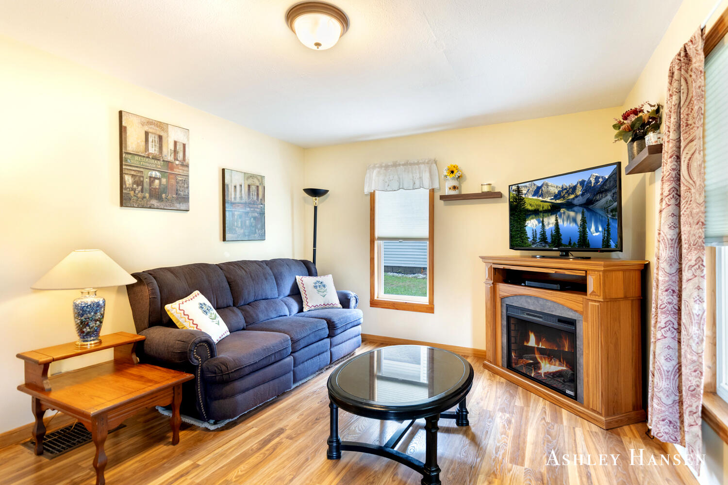 812 Alderman Street Belding, MI 48809 - Photo 7 of 24 living room view 2