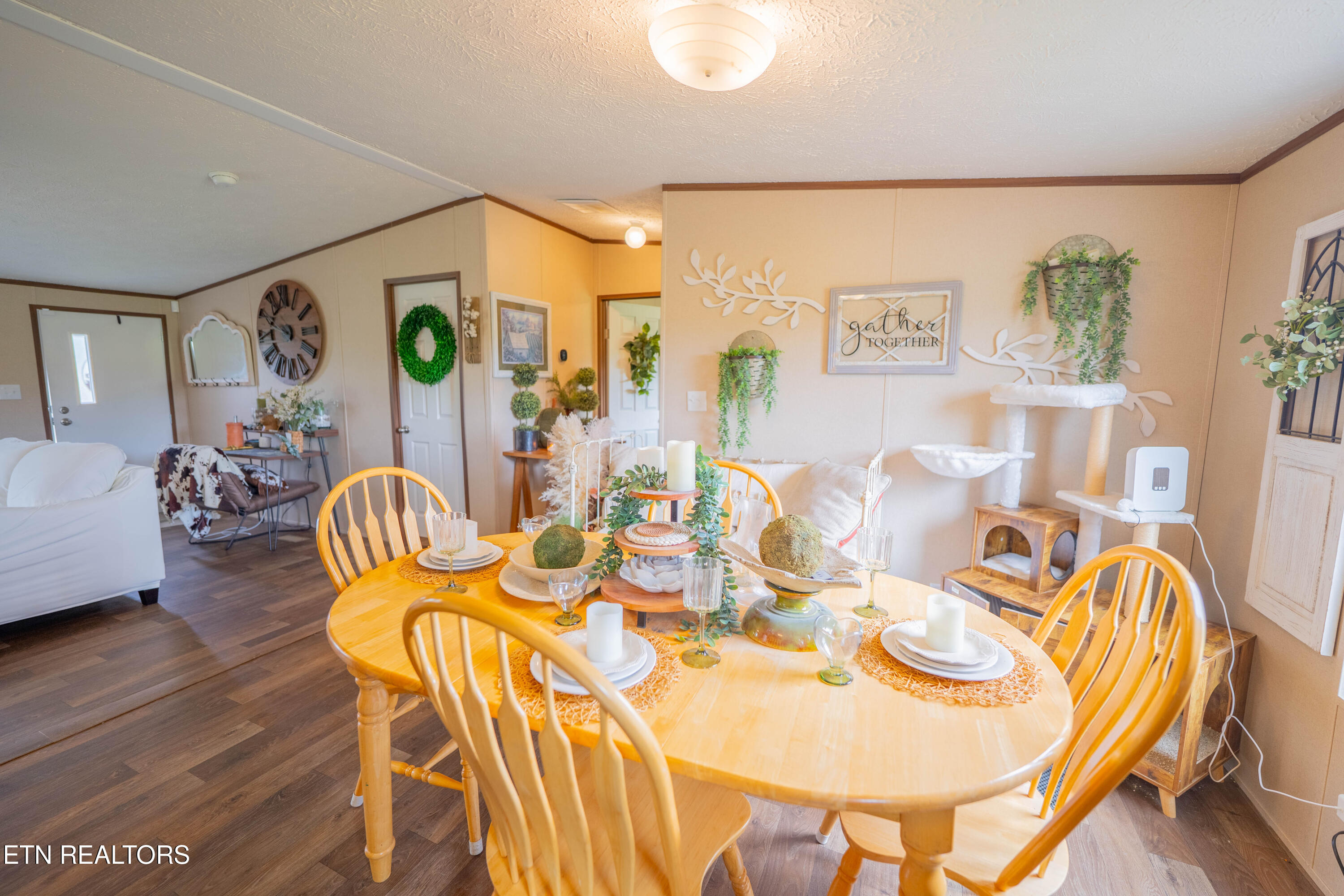 35 Little Meadow Creek Road Greeneville, TN 37743 - Photo 7 of 24 dining area