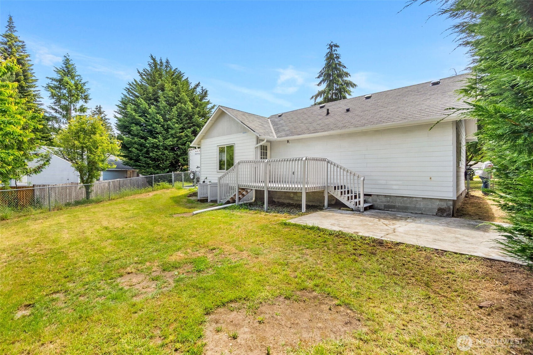 626 Southwest 142nd Street Burien, WA 98166 - Photo 14 of 35