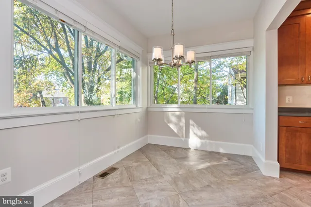 $1,175,000 | 407 North Bryan Street, Arlington, VA 22201