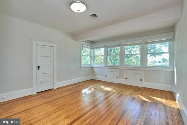 $1,175,000 | 407 North Bryan Street, Arlington, VA 22201