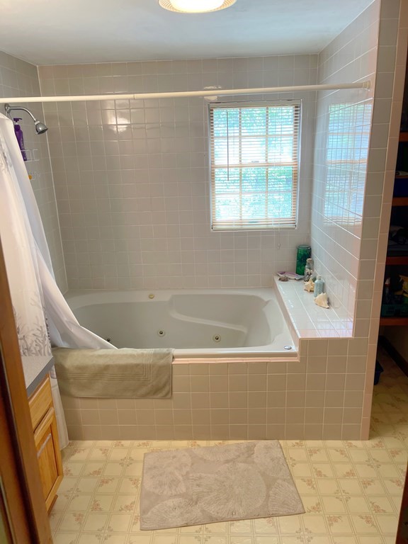 9 Fish House Road Sandwich, MA 02537 - Photo 21 of 36