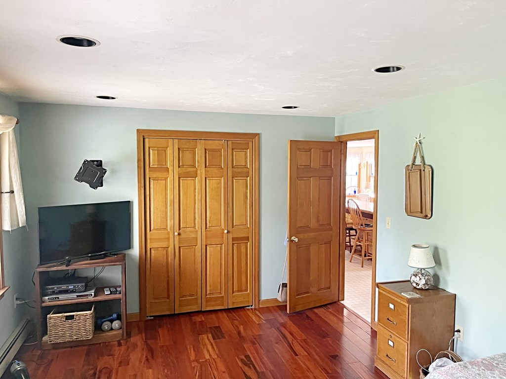 9 Fish House Road Sandwich, MA 02537 - Photo 24 of 36
