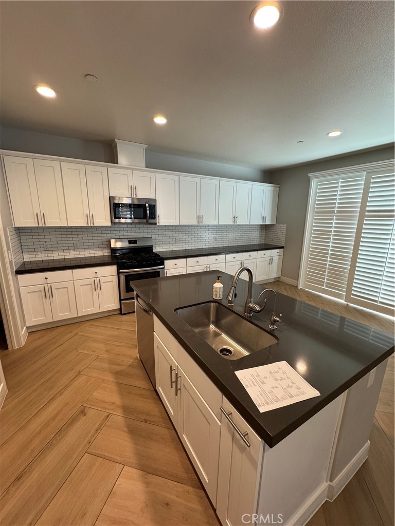 501 Villa Way Colton, CA 92324 - Photo 11 of 37