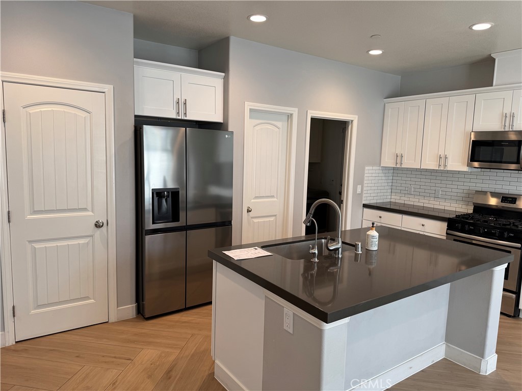 501 Villa Way Colton, CA 92324 - Photo 12 of 37