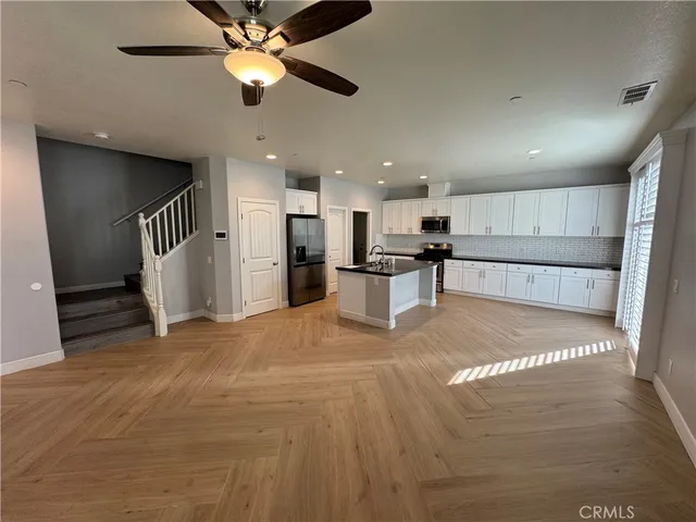 $3,500 | 501 Villa Way, Colton, CA 92324