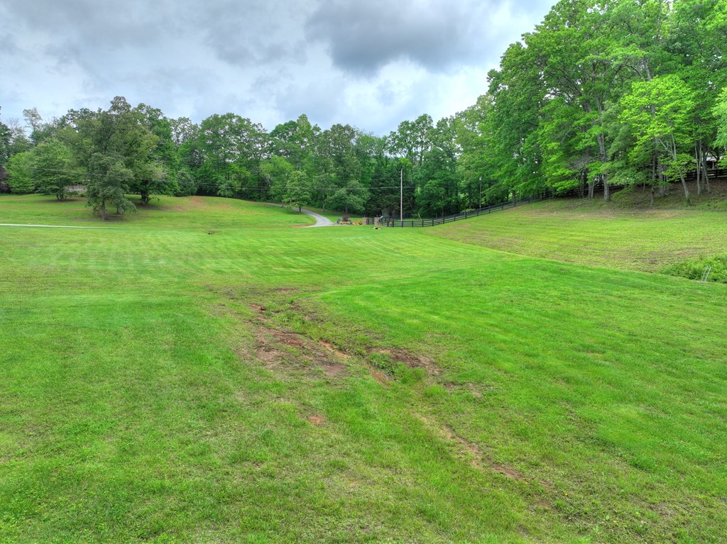 270 Stone Lane Blue Ridge, GA 30513 - Photo 4 of 70