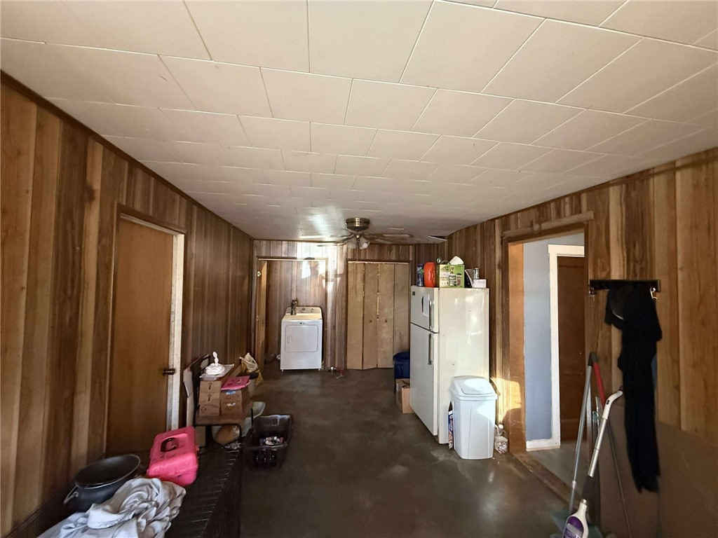 1202 Tucker Beach Road Paris, IL 61944 - Photo 3 of 11 Gallery Image 3