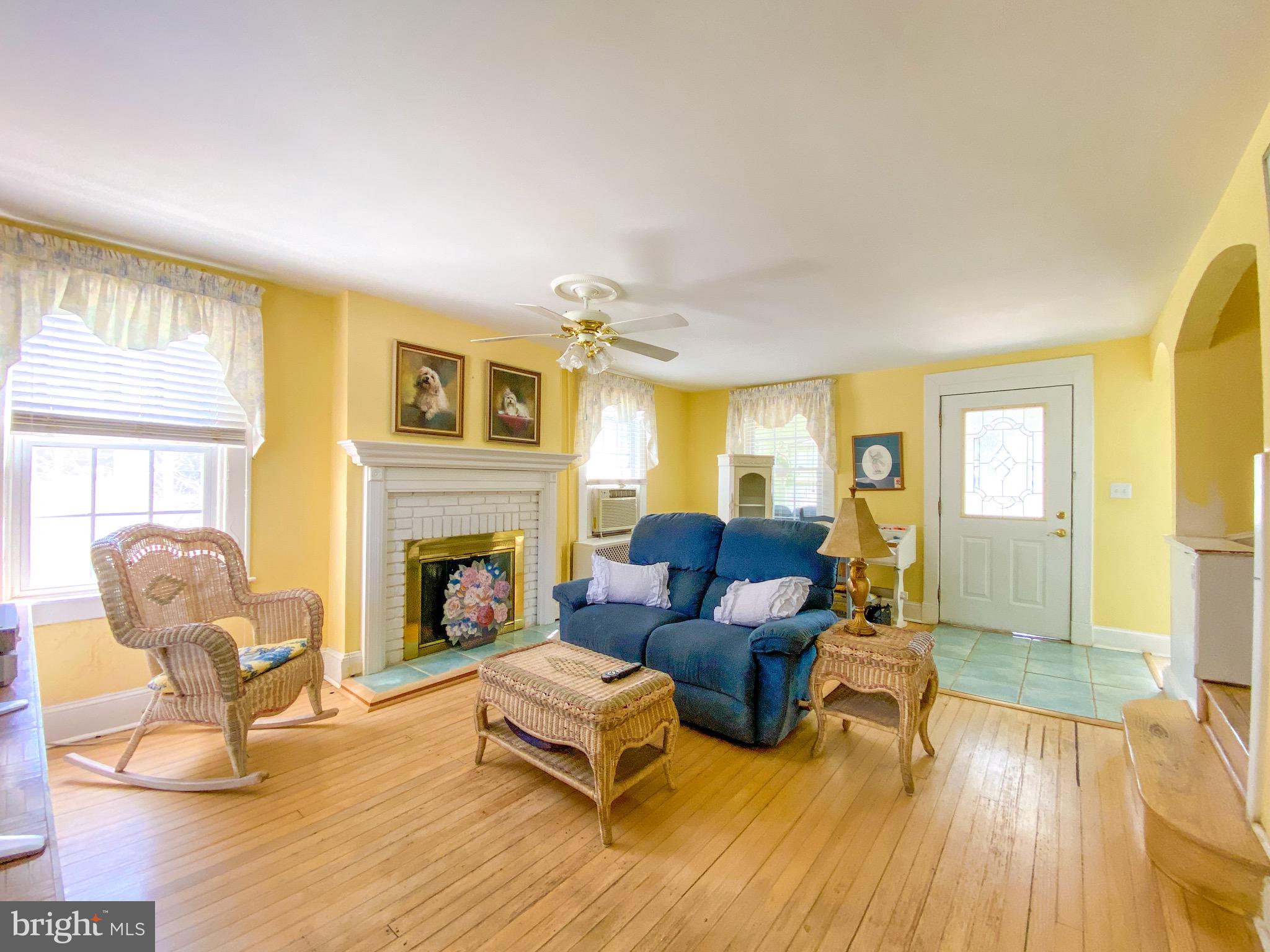 306 Hawthorne Road Linthicum Heights, MD 21090 - Photo 17 of 50 Living room w/fireplace