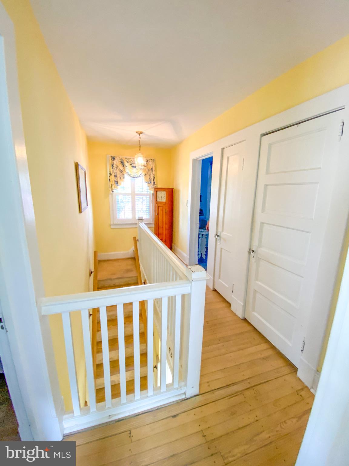 306 Hawthorne Road Linthicum Heights, MD 21090 - Photo 23 of 50 Landing on upper level