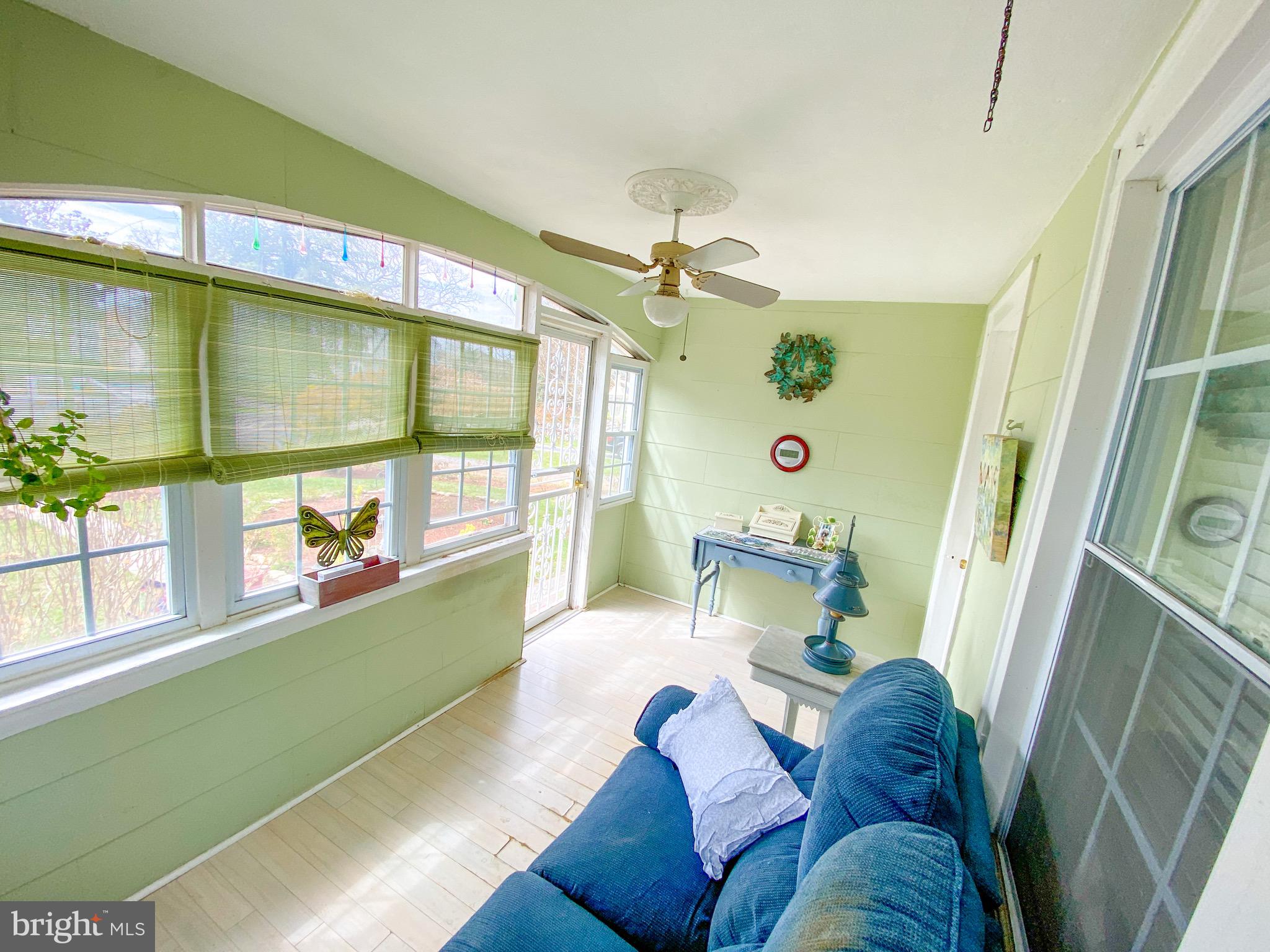 306 Hawthorne Road Linthicum Heights, MD 21090 - Photo 3 of 50 Front porch