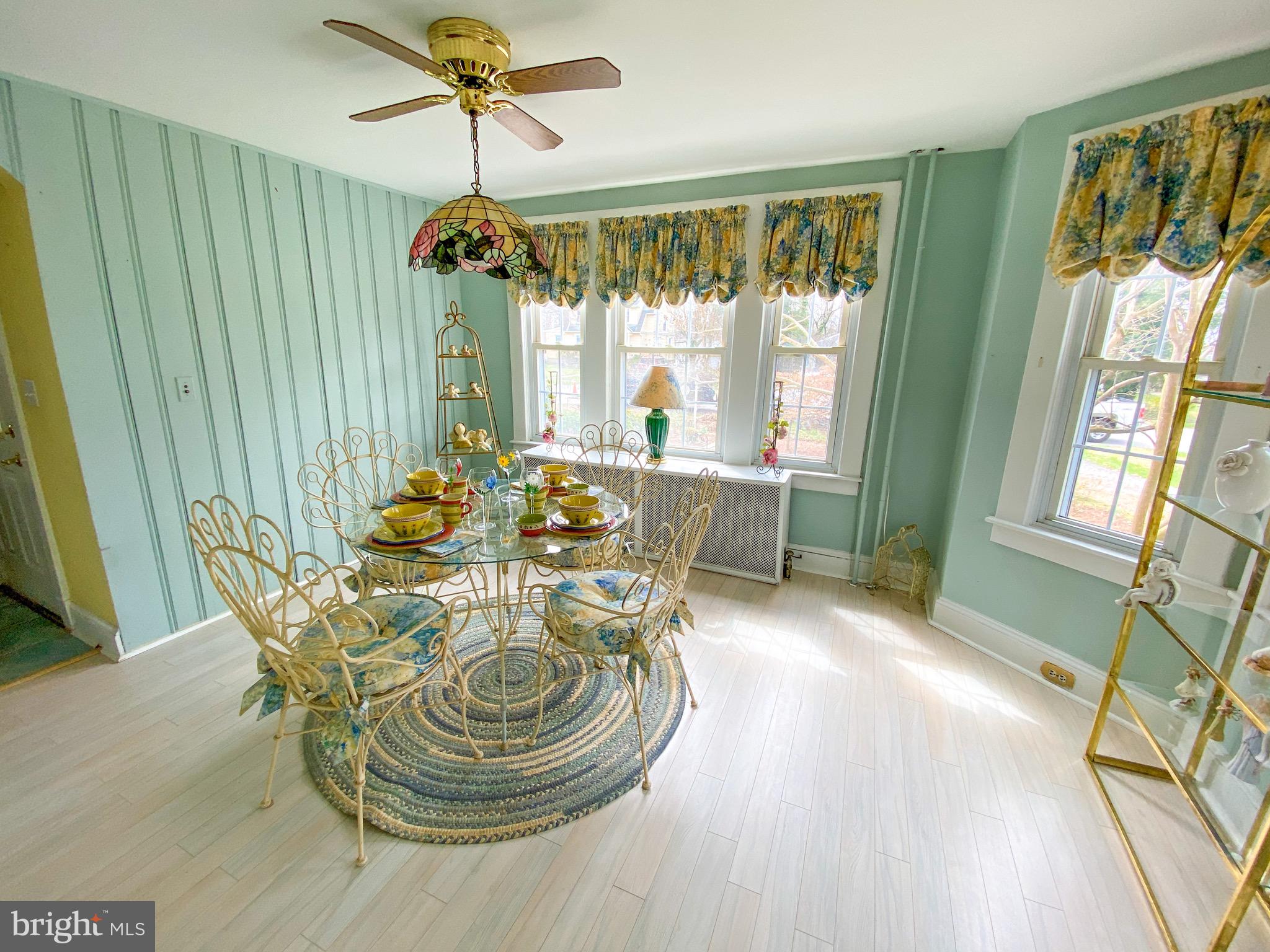 306 Hawthorne Road Linthicum Heights, MD 21090 - Photo 7 of 50 Dining room