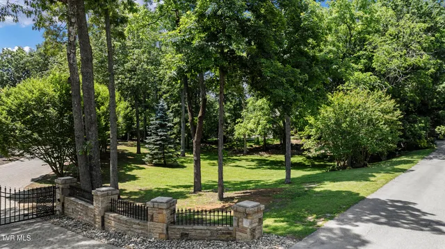 $1,950,000 | 408 Fairway Estates Drive, Blountville, TN 37617