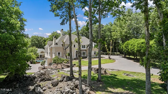 $1,950,000 | 408 Fairway Estates Drive, Blountville, TN 37617