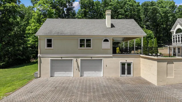 $1,950,000 | 408 Fairway Estates Drive, Blountville, TN 37617