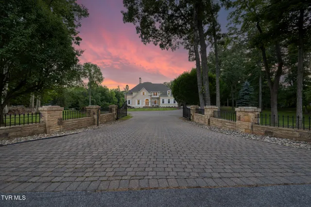 $1,950,000 | 408 Fairway Estates Drive, Blountville, TN 37617