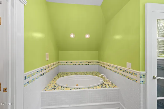 $1,950,000 | 408 Fairway Estates Drive, Blountville, TN 37617