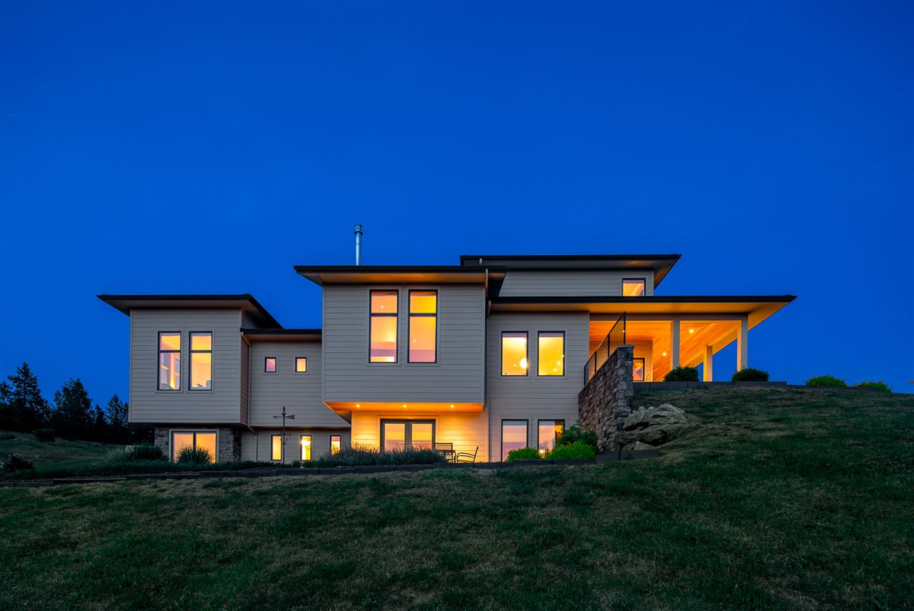 16726 East Temple Road Spokane, WA 99217 - Photo 1 of 20