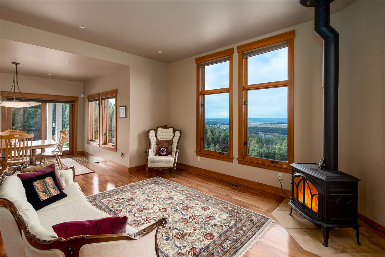 16726 East Temple Road Spokane, WA 99217 - Photo 9 of 20