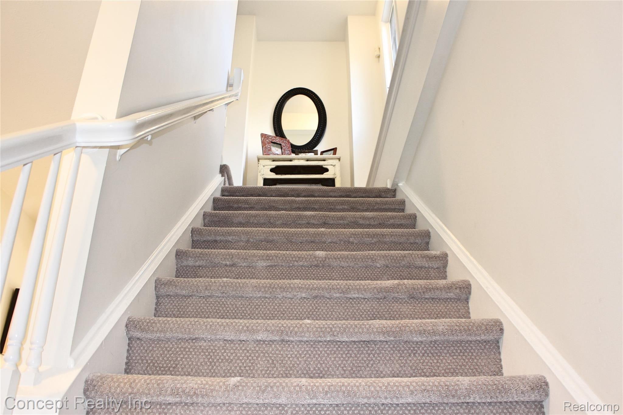 22160 Meridian Road Grosse Ile, MI 48138 - Photo 18 of 37 IMG_9919_Fotor.jpg