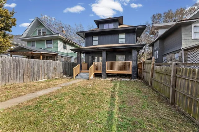 $168,999 | 3509 Brooklyn Avenue, Kansas City, MO 64109