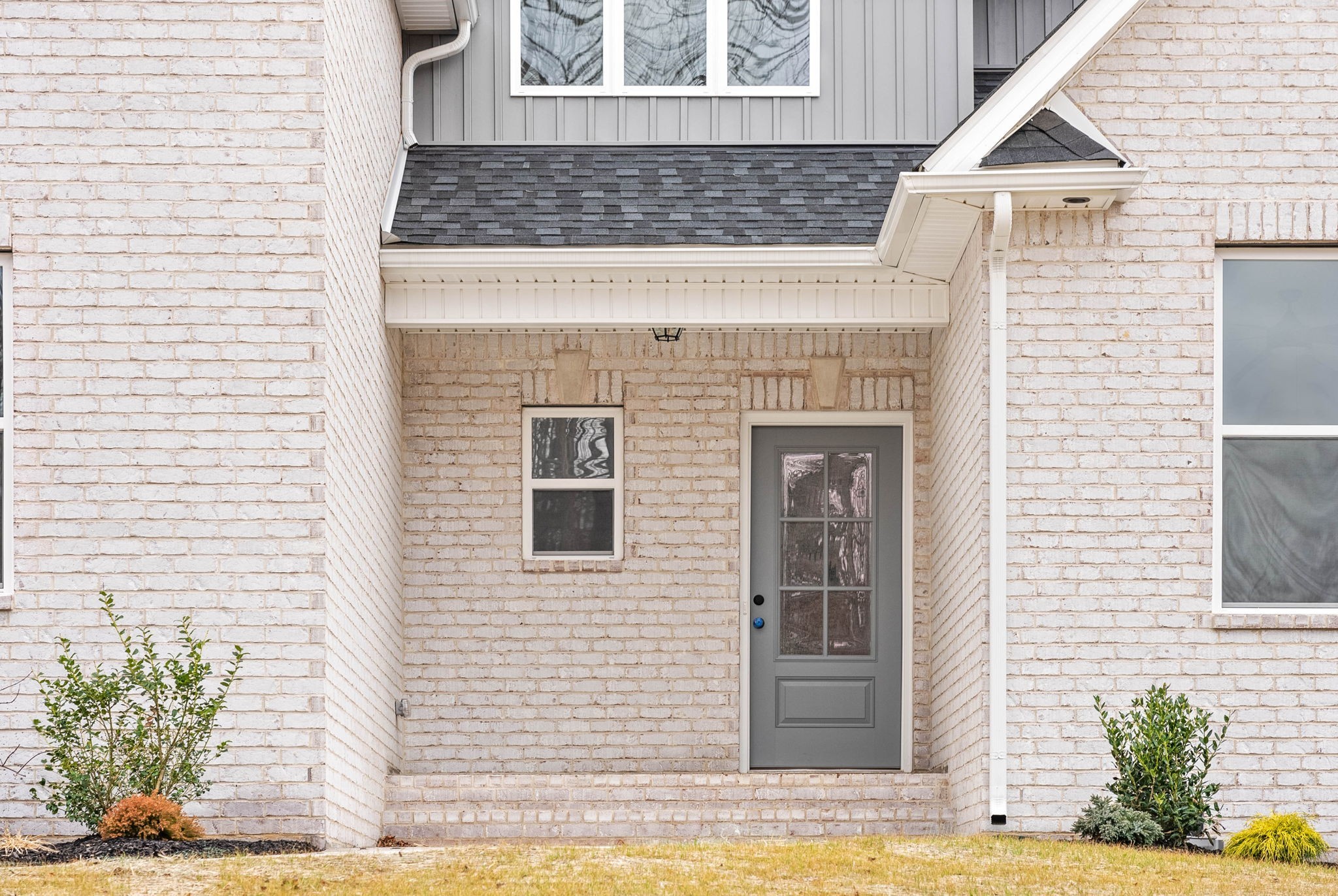 1360 Reda Drive Clarksville, TN 37042 - Photo 3 of 41 a view of a entryway of the house