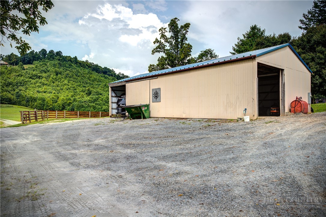1299 Quincy Road Sparta, NC 28675 - Photo 12 of 50 Gallery Image 12