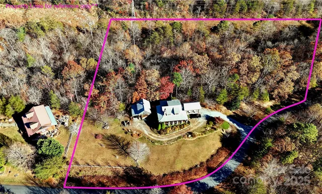 $834,000 | 301 Peaks Drive, Lake Lure, NC 28746