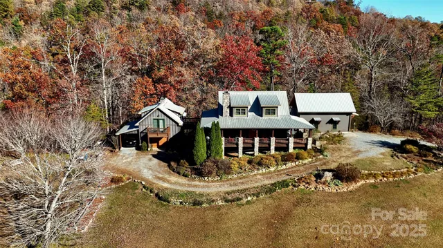 $839,000 | 301 Peaks Drive, Lake Lure, NC 28746
