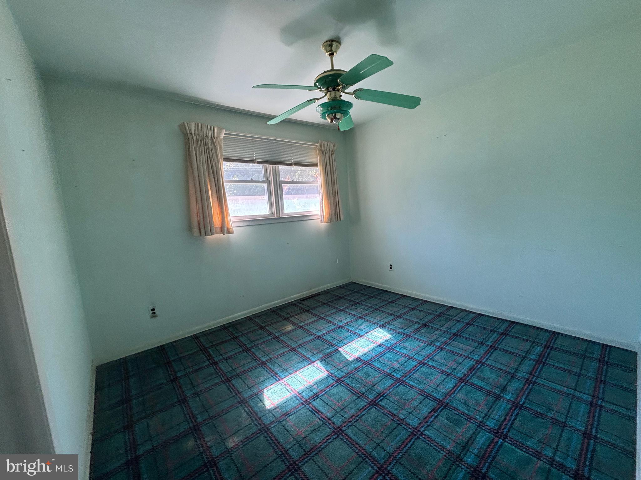 423 Park Boulevard Moorestown, NJ 08057 - Photo 13 of 24 a view of an empty room and window